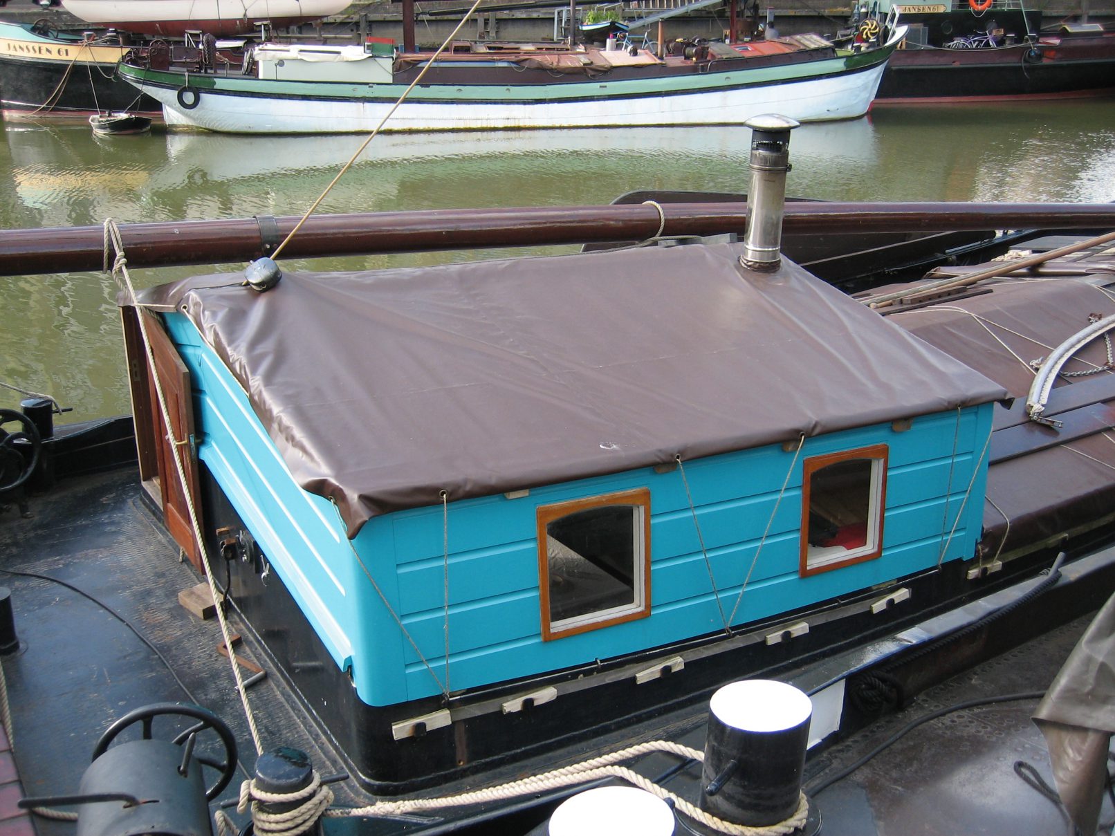 Demontabele roef op tjalk