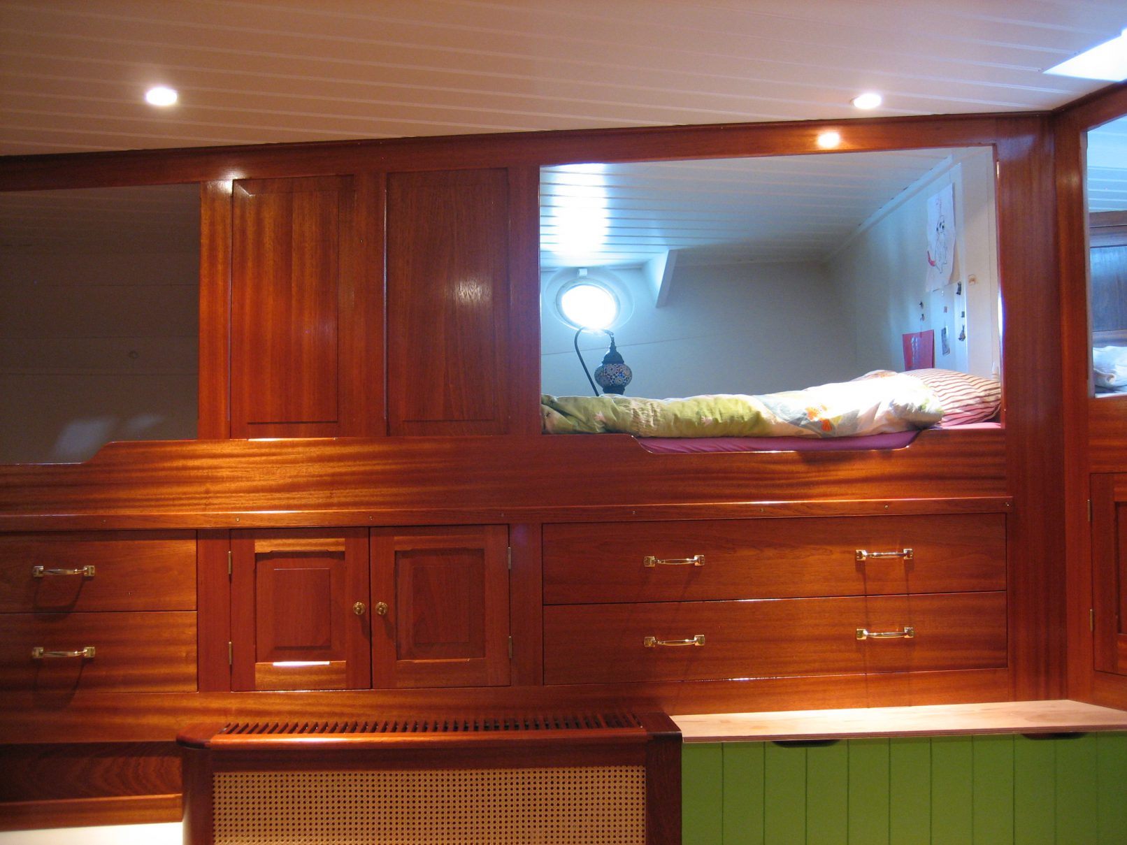 Slaapvertrek in klassieke stijl