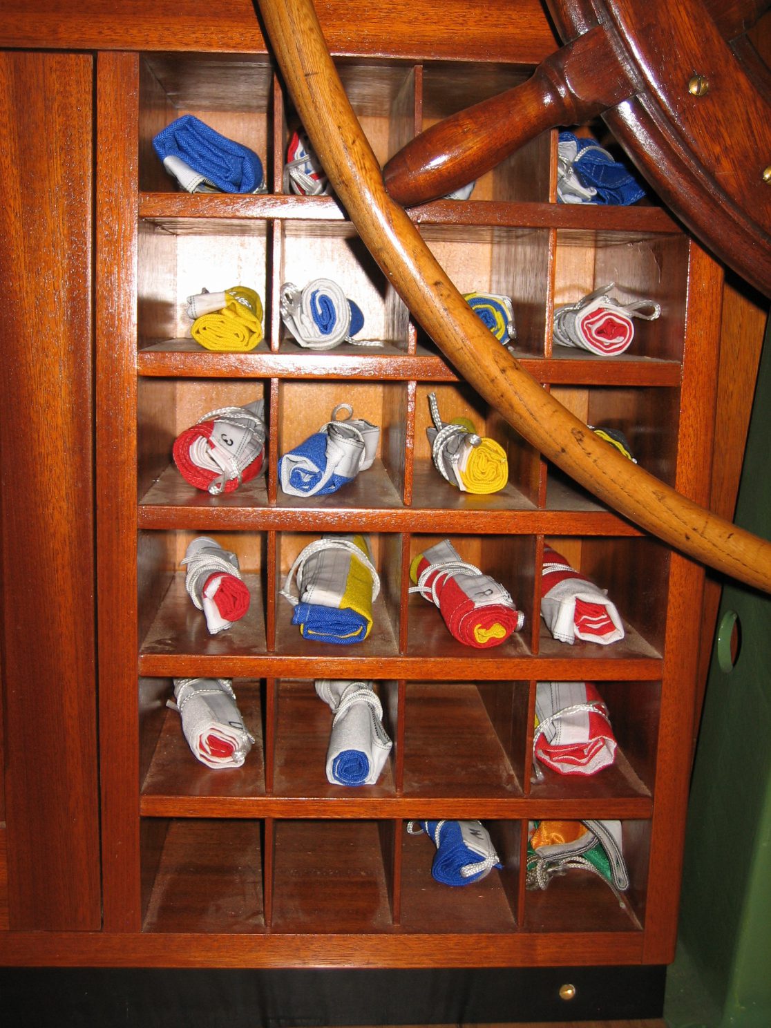 Vlaggenkast van een schip